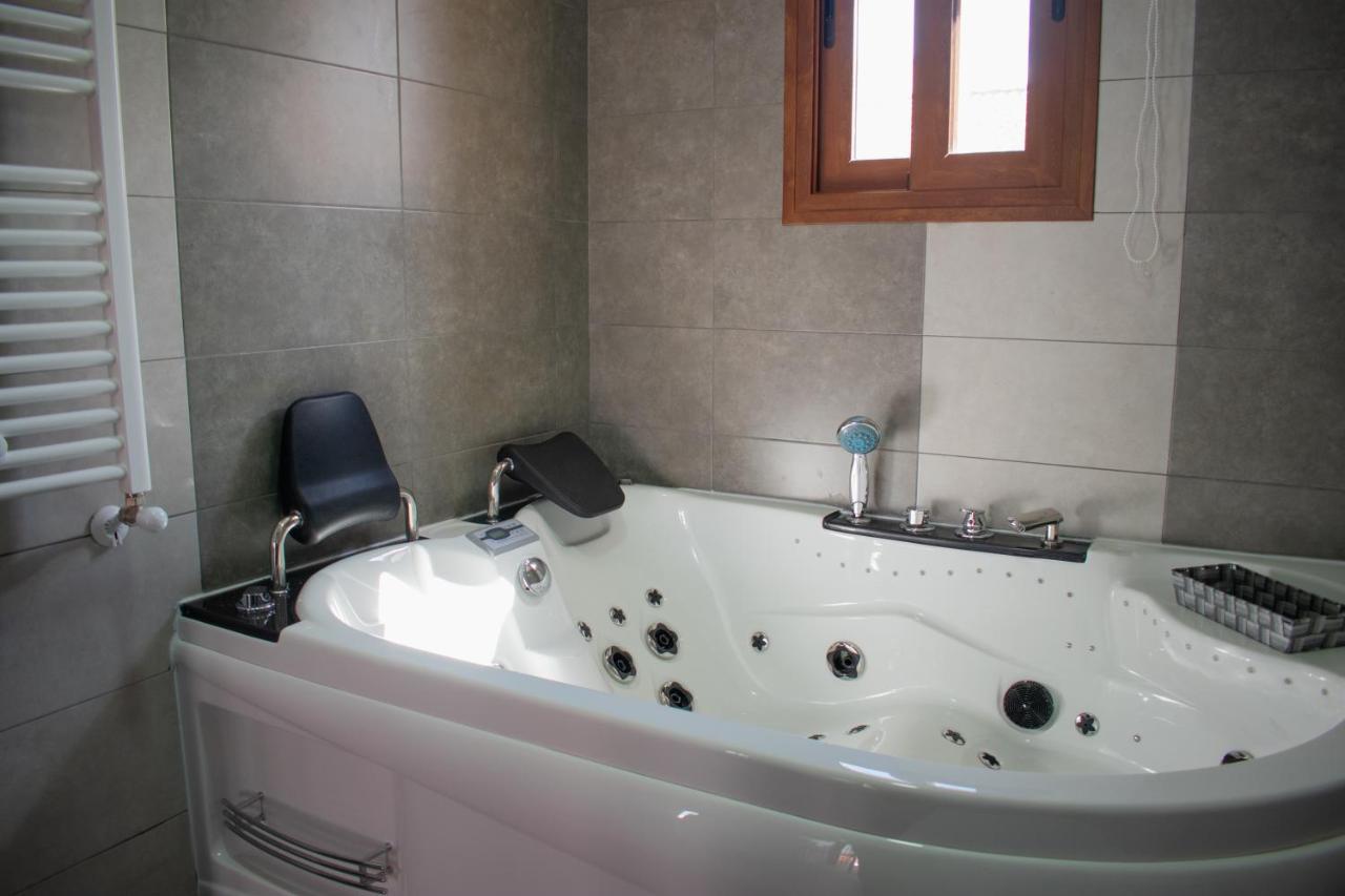 Apartamentos Cerezo La Codosera Εξωτερικό φωτογραφία
